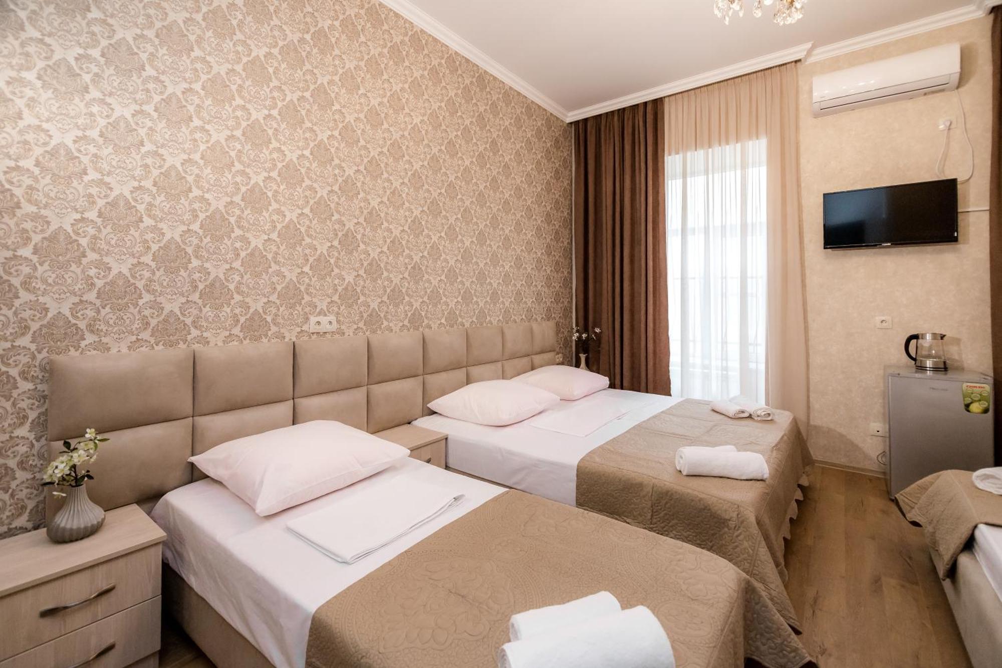 Star Hotel Tbilisi Esterno foto