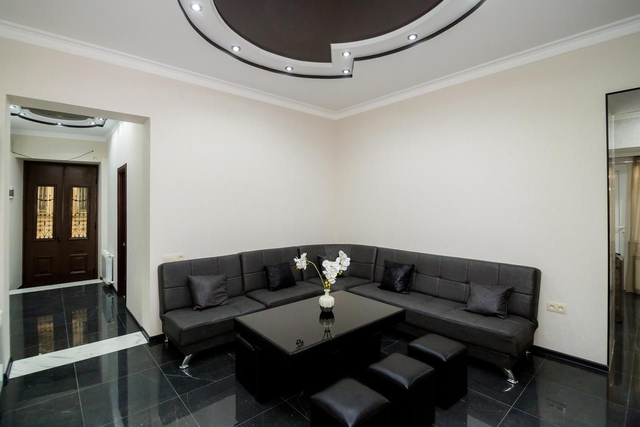 Star Hotel Tbilisi Esterno foto