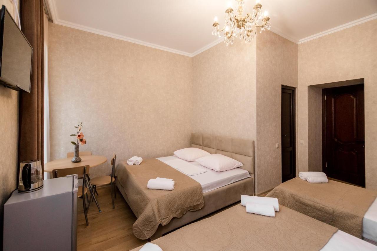 Star Hotel Tbilisi Esterno foto
