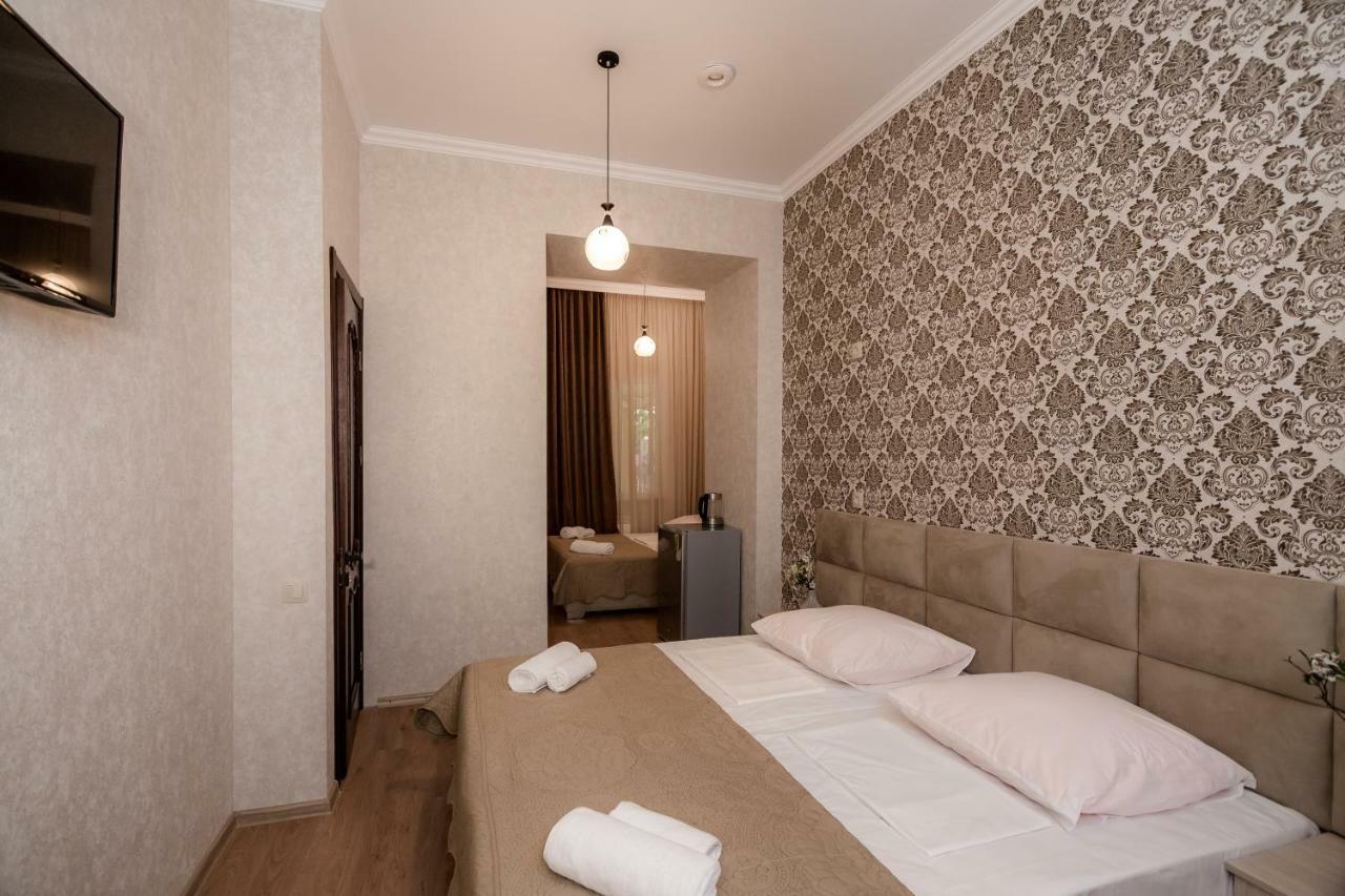Star Hotel Tbilisi Esterno foto