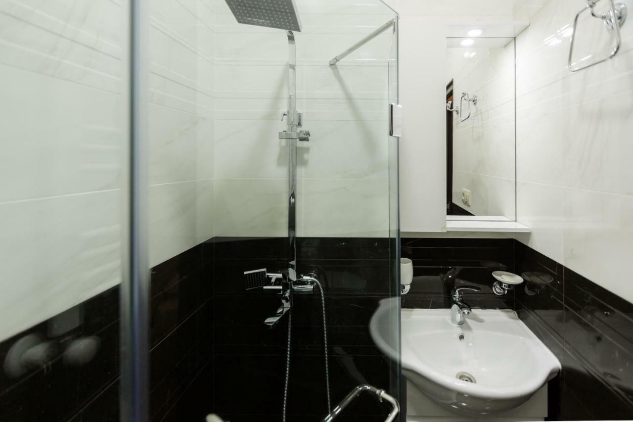 Star Hotel Tbilisi Esterno foto