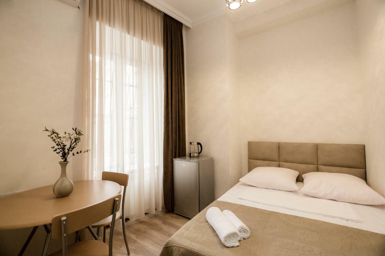 Star Hotel Tbilisi Esterno foto